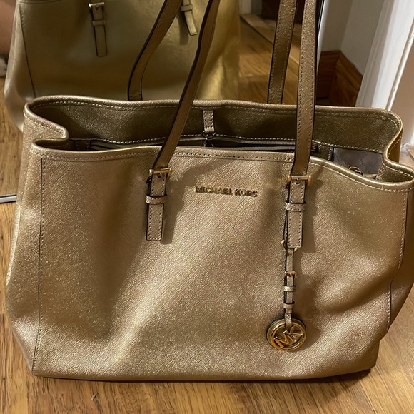 Michael Kors Bag - Picture 1 of 6